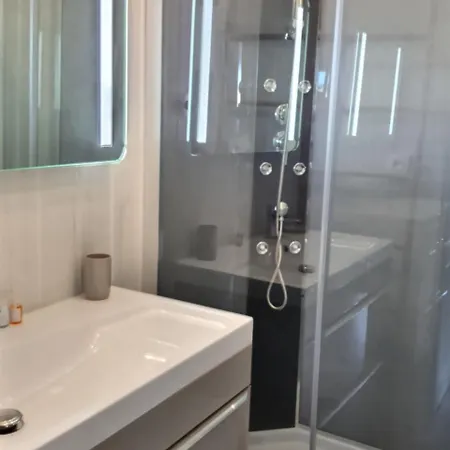 Appartamento Bien équipe Pour 6 Personnes *